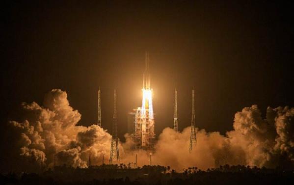 2020年度中國媒體十大流行語 新冠肺炎、抗疫、網(wǎng)課均入選