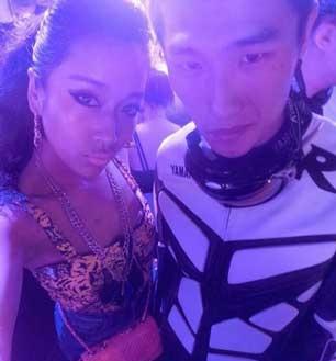 吉克雋逸個(gè)人資料,吉克雋逸大量夜店照片,中國好聲音吉克雋逸被爆造假