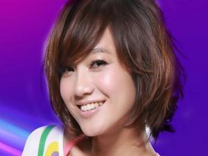 朱丹個人資料圖片,如歌女人獻(xiàn)唱《女人如歌》