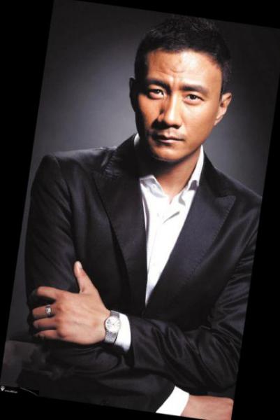 胡寶善個人資料簡歷,著名影星胡軍之父,愛好打羽毛球