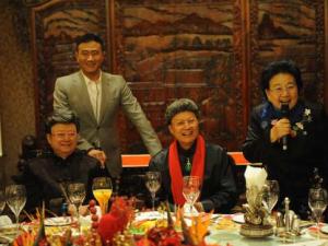 胡軍為父母籌辦金婚晚宴,分享經營婚姻要訣