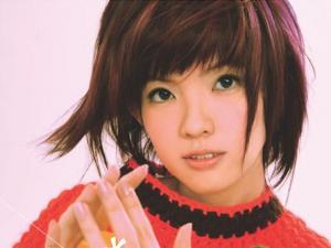 ?郭美美是誰?新加坡流行歌手郭美美個人資料照片