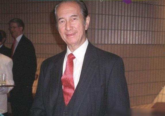 何猷君曝改微博認證真相!拒絕管理50億公司,長孫不是爭奪家產工具