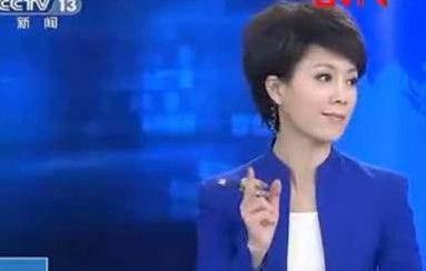 央視女主播文靜繼“哈欠門(mén)”和“豎中指事件”后又賣萌稱“吃巧克力去”