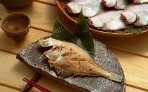 煎魚怎么不粘鍋？煎魚怎么不掉皮