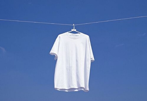 白衣服發黃怎么辦?如何防止衣服發黃