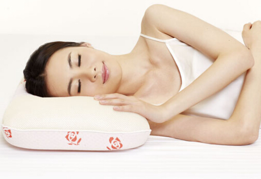 什么飲料影響睡眠質(zhì)量?喝碳酸飲料的壞處