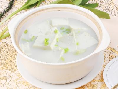 豆腐和什么一起吃好?豆腐不能和什么一起吃