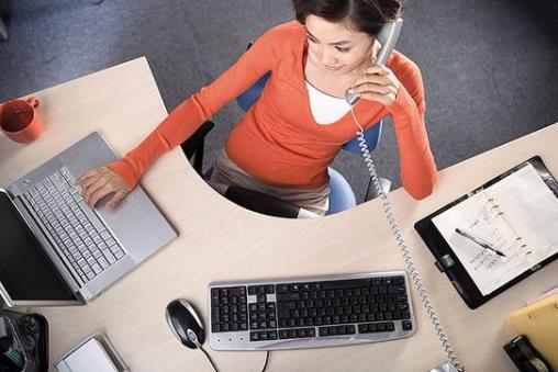 辦公室里壞習慣有哪些?職業女性OL辦公室健康惡習大盤點