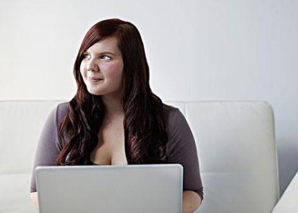 職場(chǎng)女性的職業(yè)通病有哪些?職場(chǎng)女性白領(lǐng)應(yīng)警惕“過(guò)勞肥”