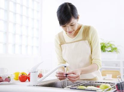 如何清除果蔬中的殘留農藥?水果削皮能除農藥嗎