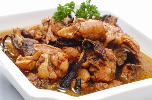 小雞燉蘑菇怎么做好吃?小雞燉蘑菇的做法