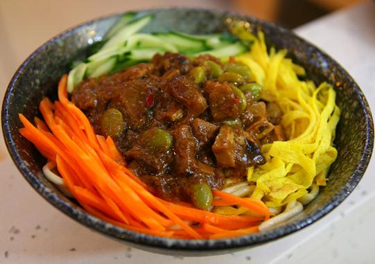 炸醬面怎么做好吃?炸醬面的烹飪技巧