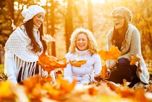 20歲、30歲、40歲的女人秋季如何保養(yǎng)皮膚防秋燥