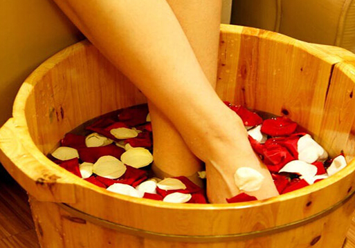 泡腳的最佳時間-孕婦能泡腳嗎?