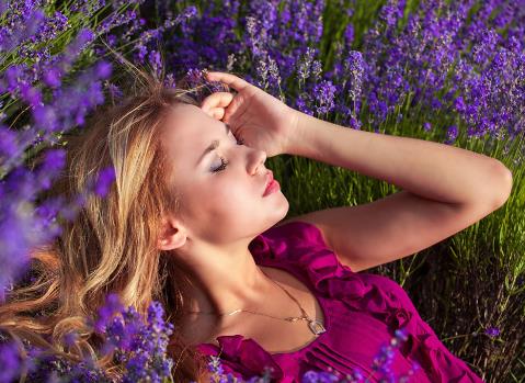 開燈睡覺易失眠,容易致失眠的7大壞習(xí)慣