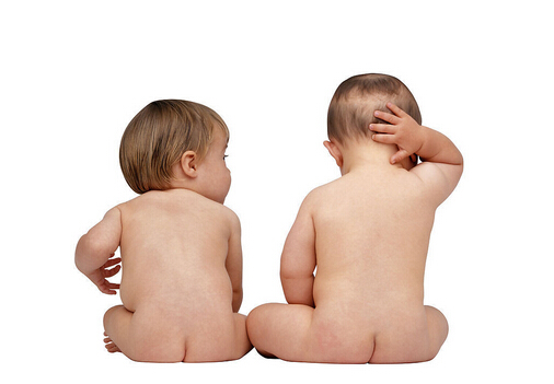 孩子頭發少是什么原因？孩子頭發發黃怎么辦