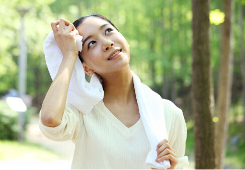 夏天出汗多怎么辦?孩子出汗多是什么原因