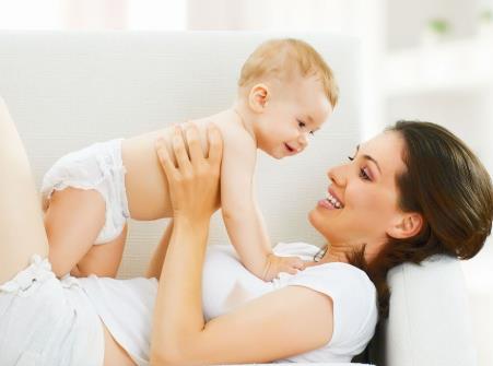 嬰兒打嗝怎么辦?寶寶打嗝是怎么回事