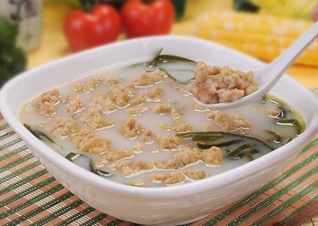 寶寶喂養誤區:湯比肉有營養