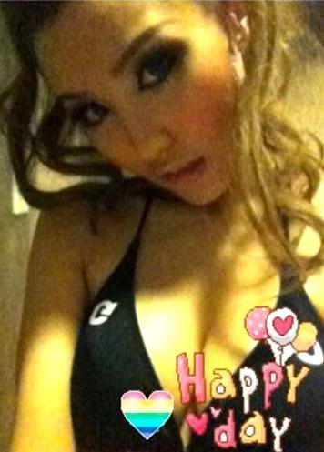 香港嫩模揭娛樂圈內陪睡內幕:二十萬元夠玩足幾日