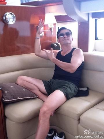 周立波罵完徐崢罵網友，網友稱這智商和公關基本可以告別微博了