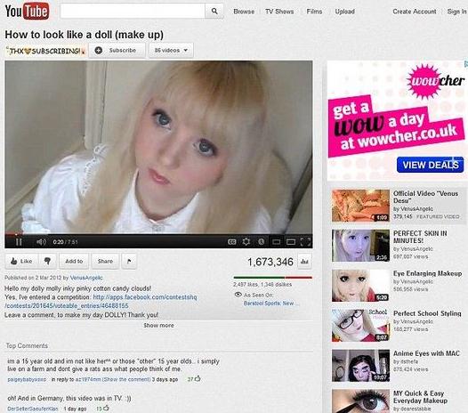 英國15歲瓷娃娃少女爆紅網絡,專家擔心潮流使青少年早熟