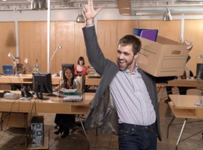 裸辭是什么意思？魄力+財力+才力=快樂裸辭