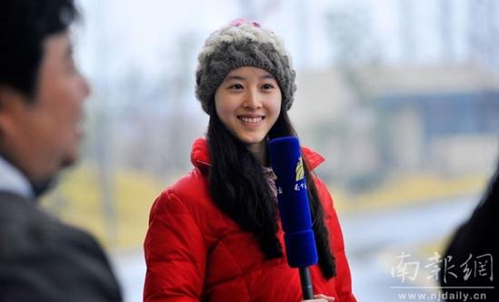 奶茶mm實習(xí)引圍觀,網(wǎng)友稱“奶茶妹妹章澤天清純可愛真是宅男女神”組圖