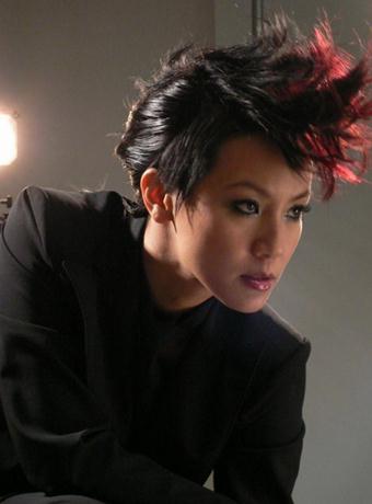 何韻詩出柜，當眾高呼我是同志，黃耀明黃偉文父母親力挺