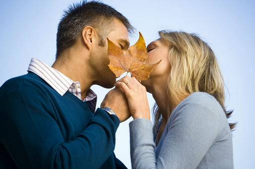 戀愛心理學:7個愛情法寶讓他更愛你