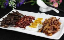 烤肉烤串來下酒？喝酒千萬別吃這些菜！