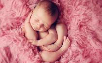 寶寶能使用激素藥膏嗎？會引起性早熟嗎？