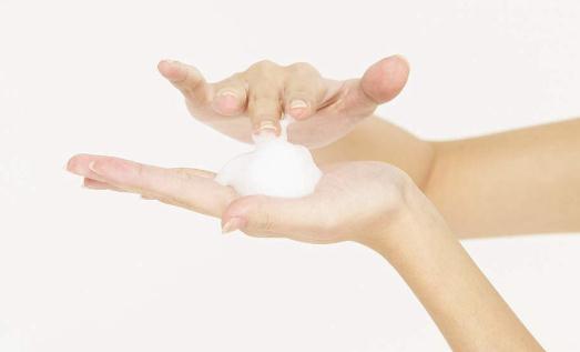 熬夜的你該如何拯救你的肌膚?