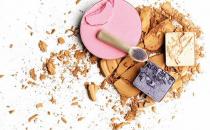 裸妝怎么畫？粉底幫你透白肌膚！