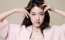 咬唇怎么畫？性感咬唇妝的畫法