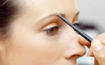 15個畫眼線的小秘密：眼線怎么更持久？