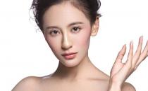 素顏出門？裸妝更出色！