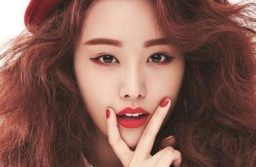 絲絨唇妝怎么畫?一分鐘打造絲絨唇妝!