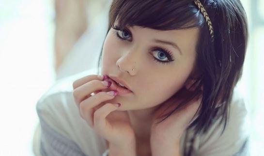 眼線液怎么用?眼線液畫出精致眼妝