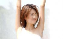 刮痧瘦臉法圓你小臉夢！