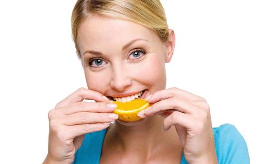 女性需要補(bǔ)充什么？女性飲食需要注意什么？