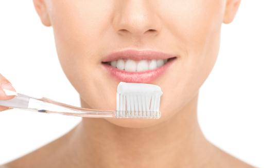 吃什么能夠美白牙齒?如何美白牙齒?