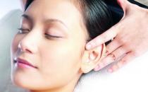 按摩耳朵健腎養身 自行鍛煉健腎強腰