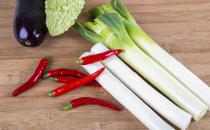 大蔥一身都是寶 蔥白蔥葉哪個更營養(yǎng)