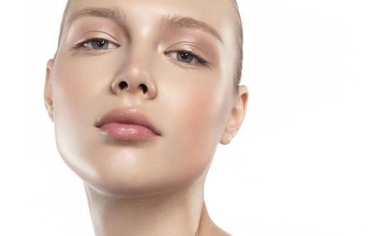 哪些因素影響假體隆下巴的手術效果