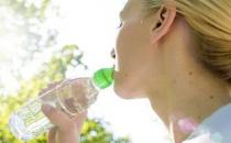 兩個小技巧幫女人遠離便秘?zé)? /></a> </div>
                  <div   id=