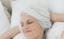 別瞎吃 老人應該看年齡吃保健品