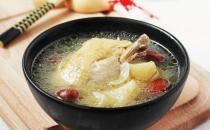 美味難擋 如何做出潤(rùn)肺雪梨雞湯