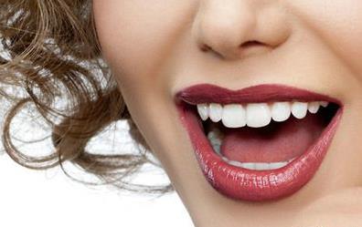 老人該怎么保護(hù)牙齒不掉牙